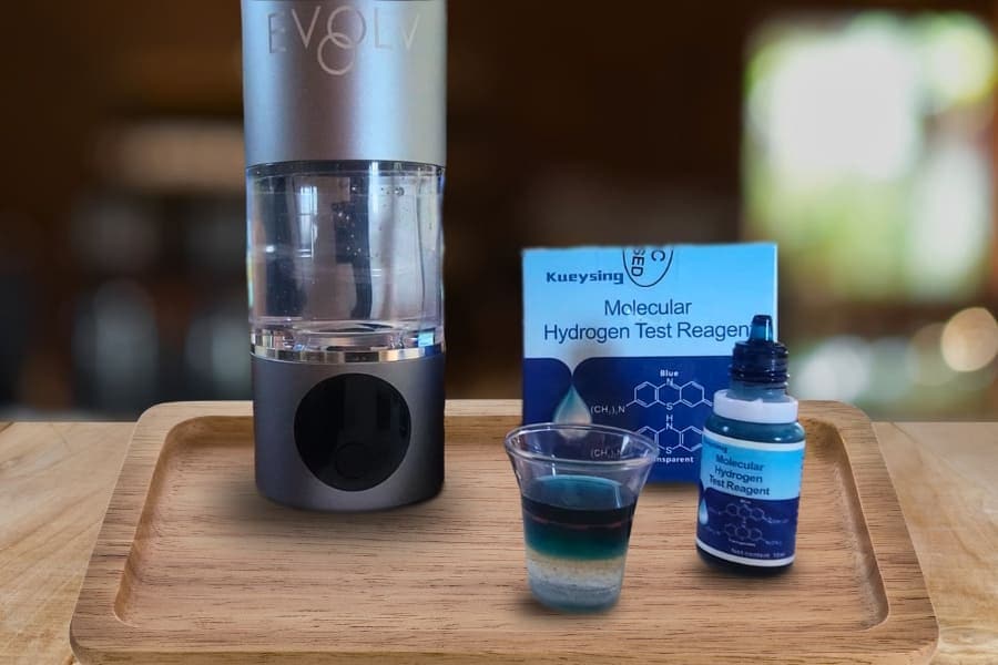 Testing Evolv hydrogen water bottle