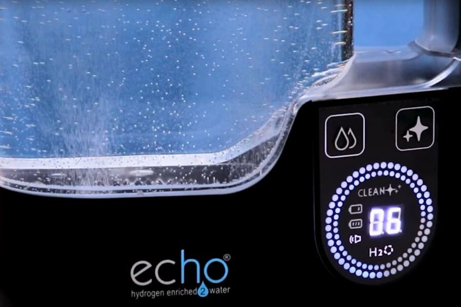 Hydrogen water generation in Echo Pitcher